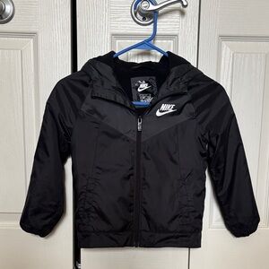 Nike Black Kids Hooded Jacket with White Logo, size 4-5yrs